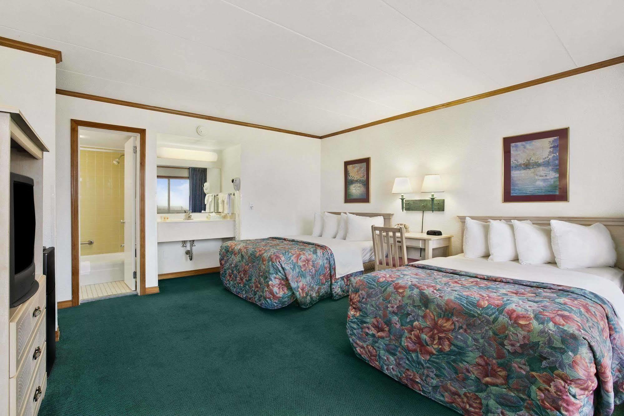 Mariner Inn And Suites Кил Девил Хилс Екстериор снимка